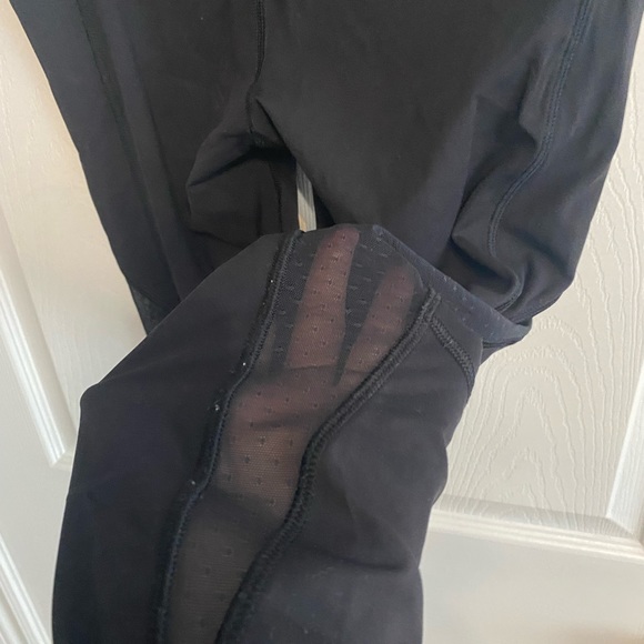 Lululemon Sole Training 7/8 Tight - Picture 5 of 6